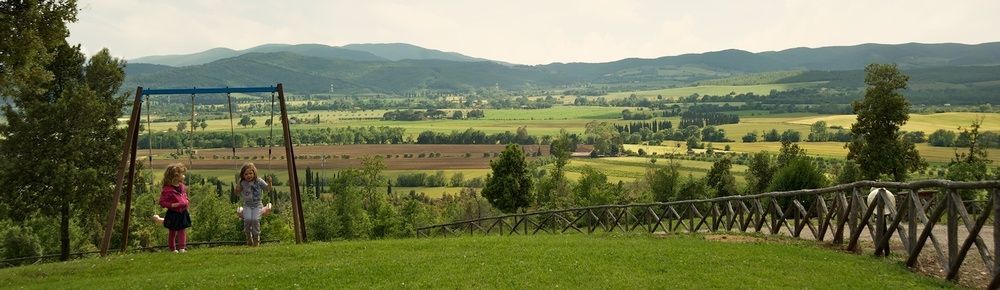 agriturismo e cantina Tenuta Casteani Ribolla Esterno foto