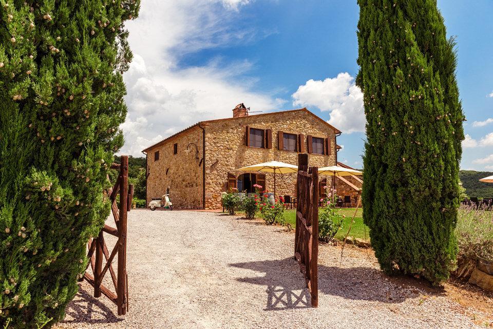 agriturismo e cantina Tenuta Casteani Ribolla Esterno foto